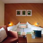 호텔 Restaurant Mohren 4*