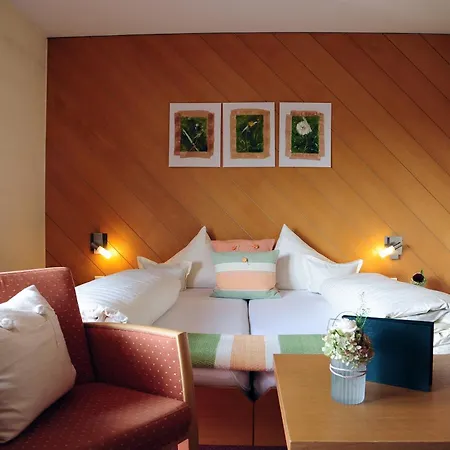 Hotel Restaurant Mohren 4*